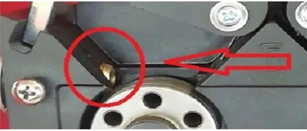 Exposed portion of the wire feed tube